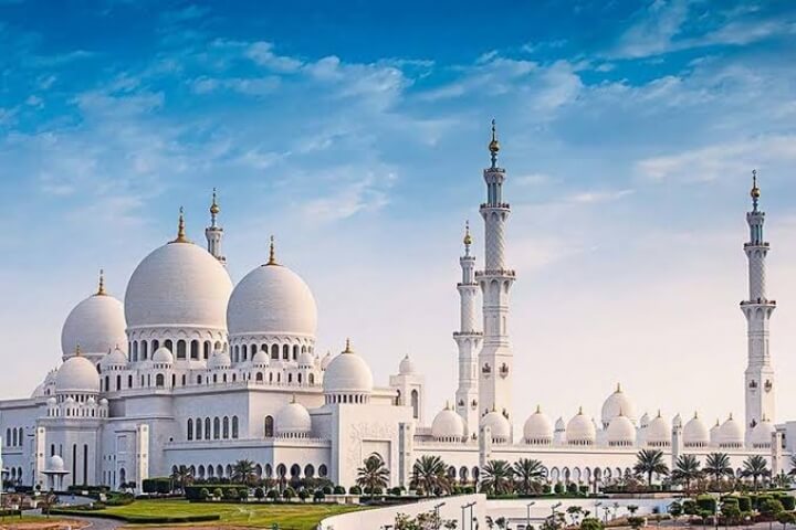 Abu Dhabi City Tour - Shiekh Zayed Mosque