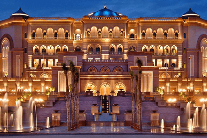 Shiekh Palace - Abu Dhabi City Tour