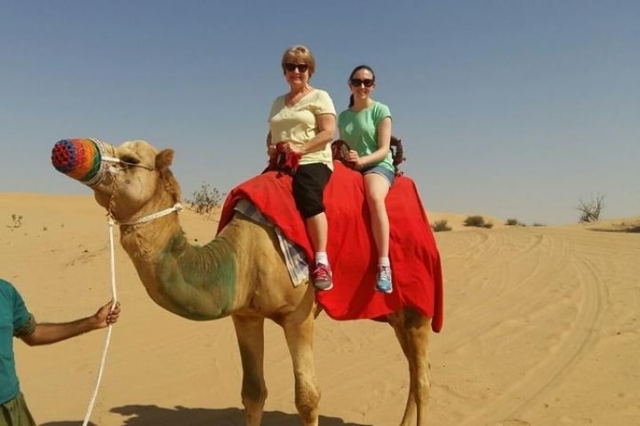 Desert Safari 4×4 Dunes, Camel Riding, BBQ & Live Shows