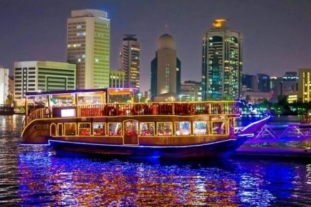 2-Hour Evening Dhow Cruise Dubai and Dinner