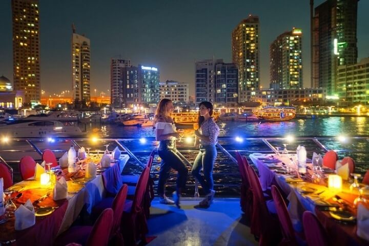 2-Hour Evening Dhow Cruise Dubai and Dinner