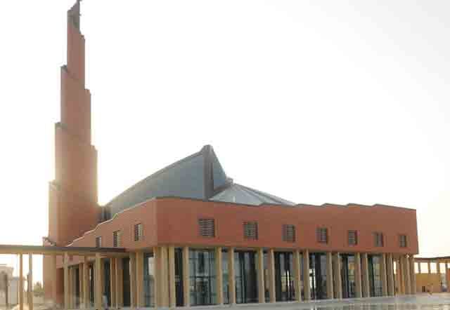 Fatima bint Mubarak Mosque